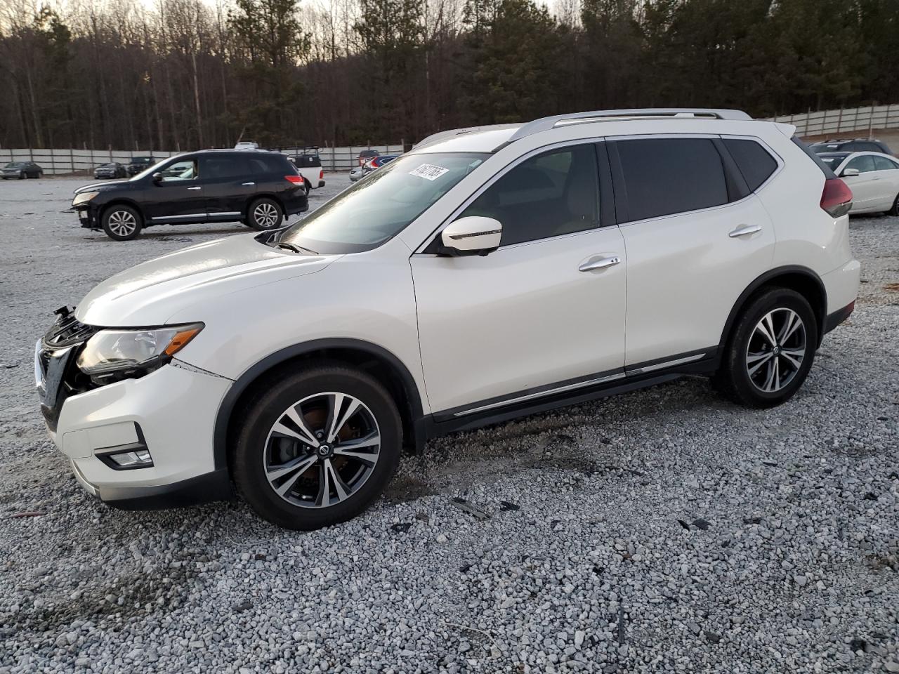 2018 Nissan Rogue - Image 1