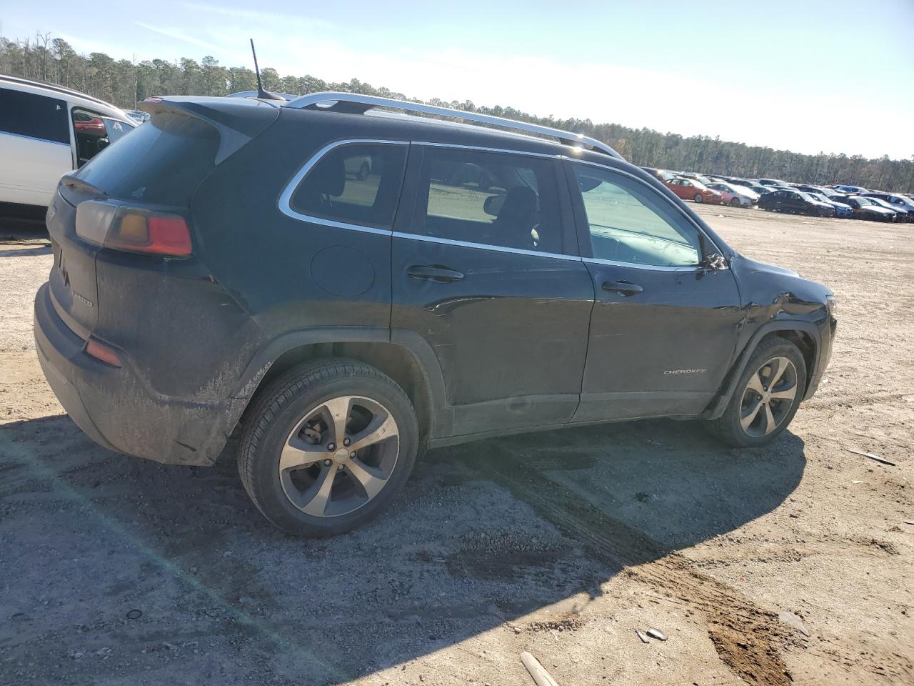 2019 Jeep Grand Cherokee - Image 3