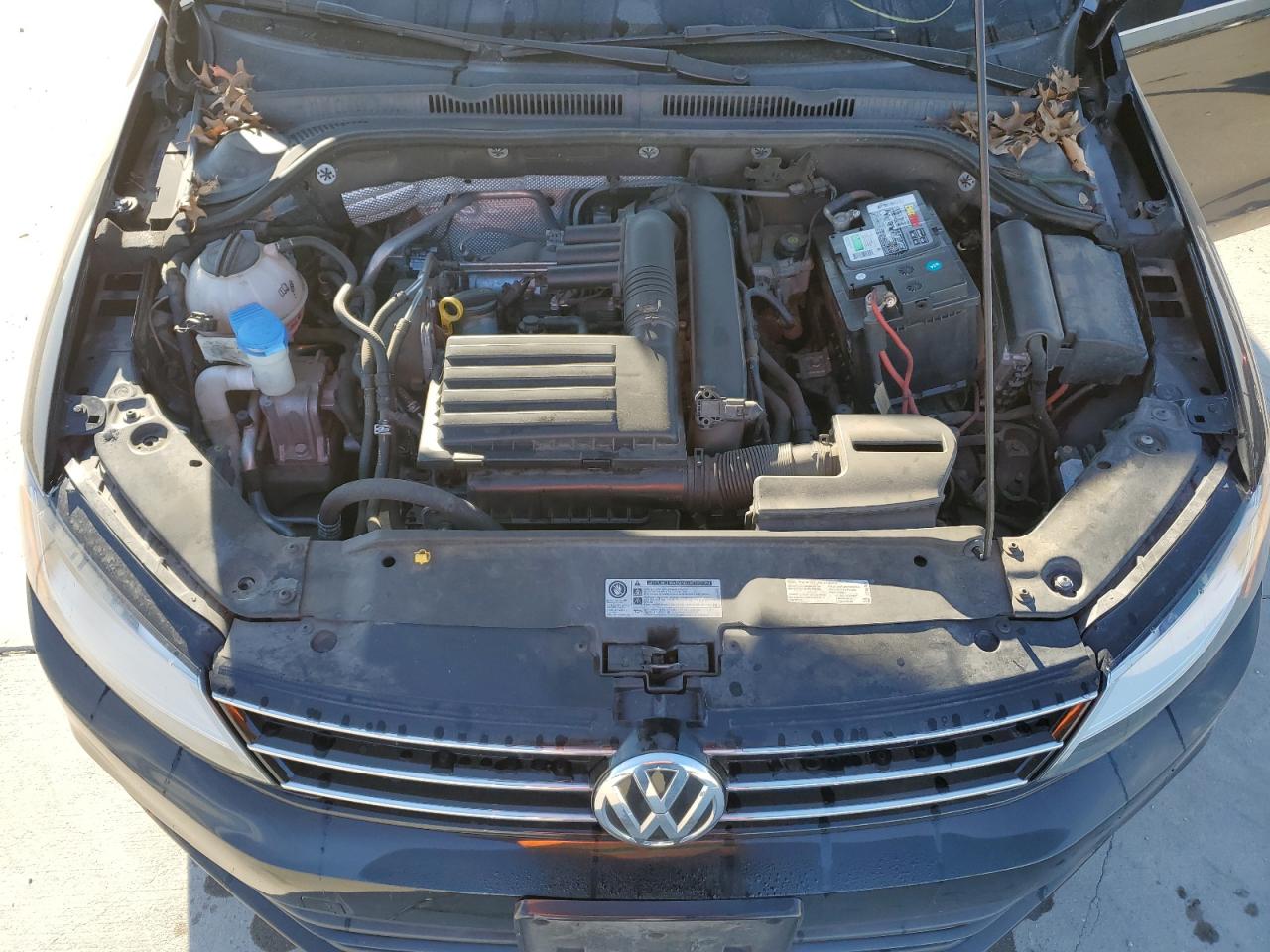 2017 Volkswagen Jetta - Image 11