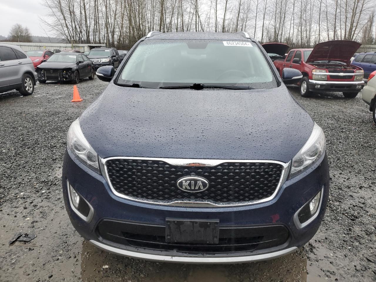 VIN 5XYPHDA55GG132796 2016 KIA SORENTO no.5