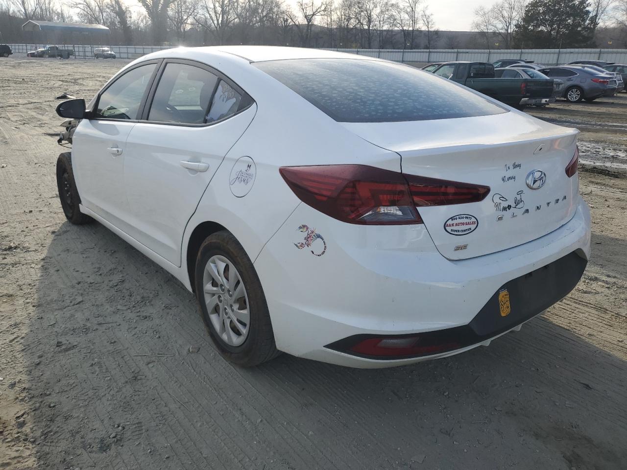 2019 Hyundai Elantra - Image 2