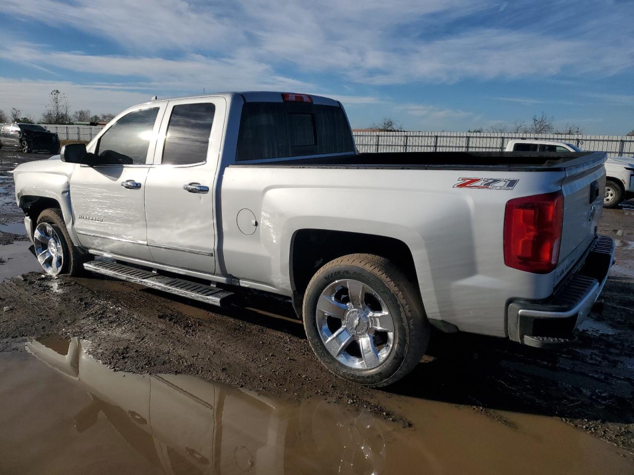 1GCVKSEC2HZ389939 CHEVROLET ALL Models 2017