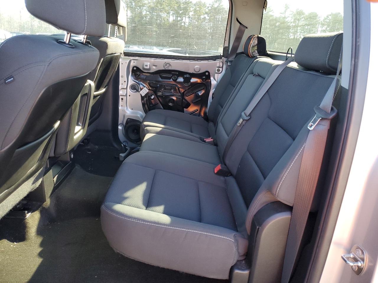 2015 GMC Sierra - Image 10