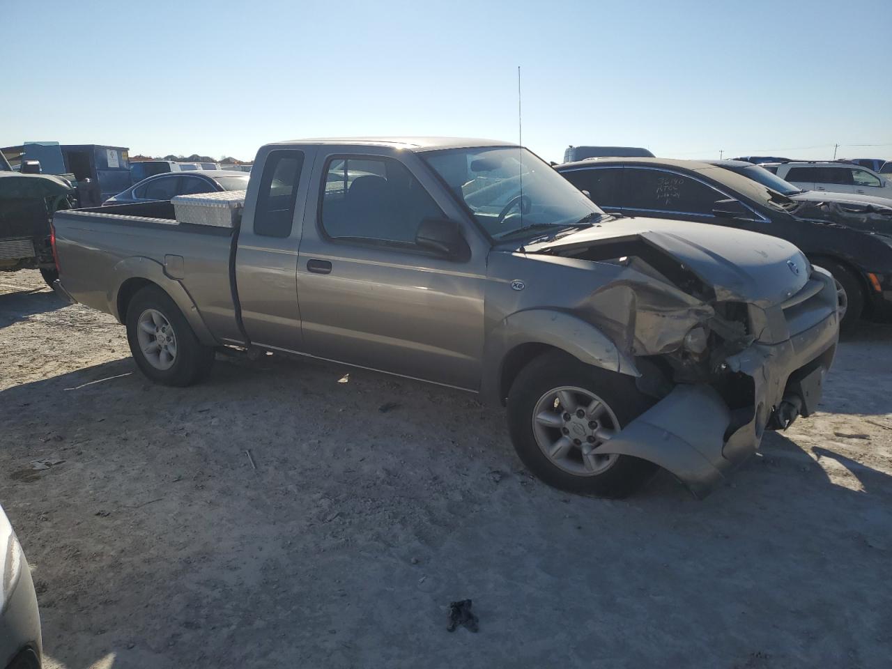 2004 Nissan Navara (Frontier) - Image 4
