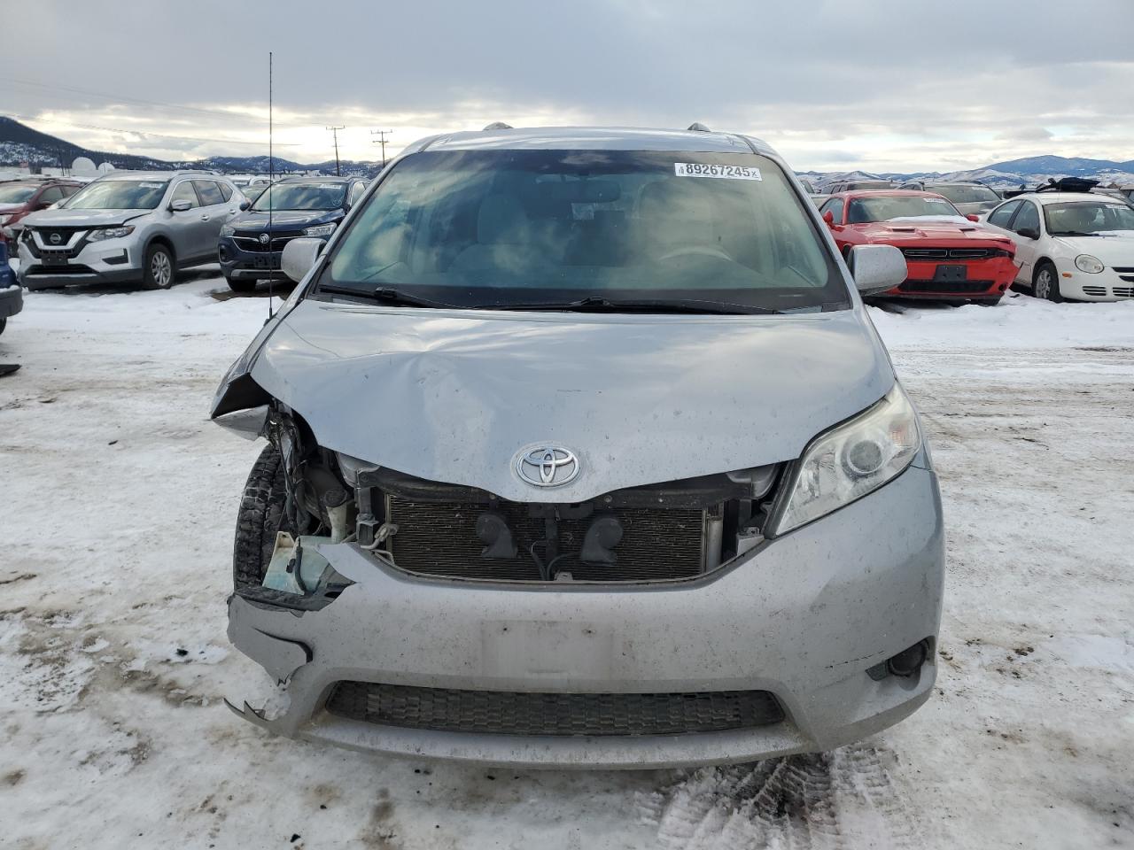 2013 Toyota Sienna - Image 5