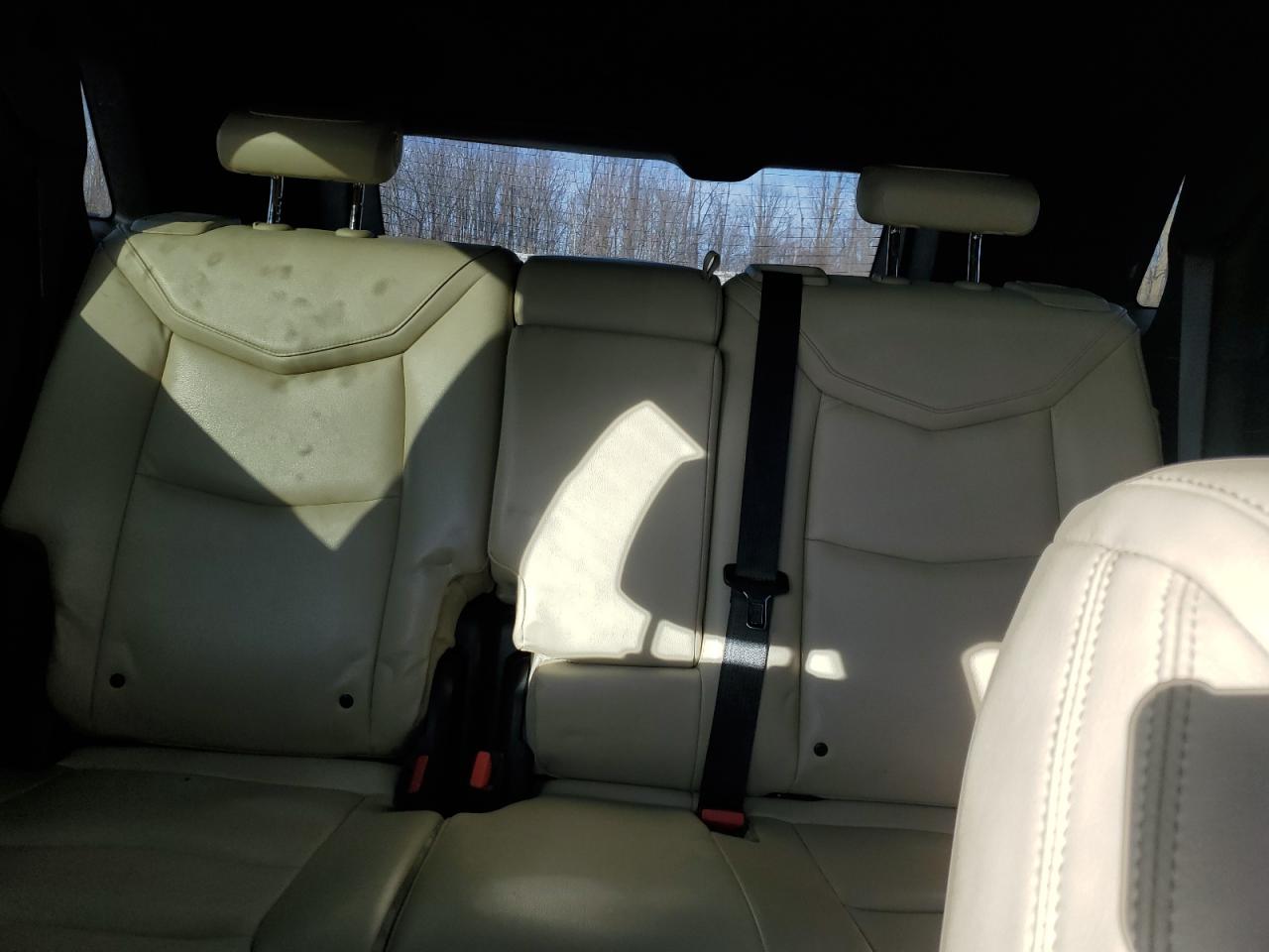 2017 Cadillac XT5 - Image 10