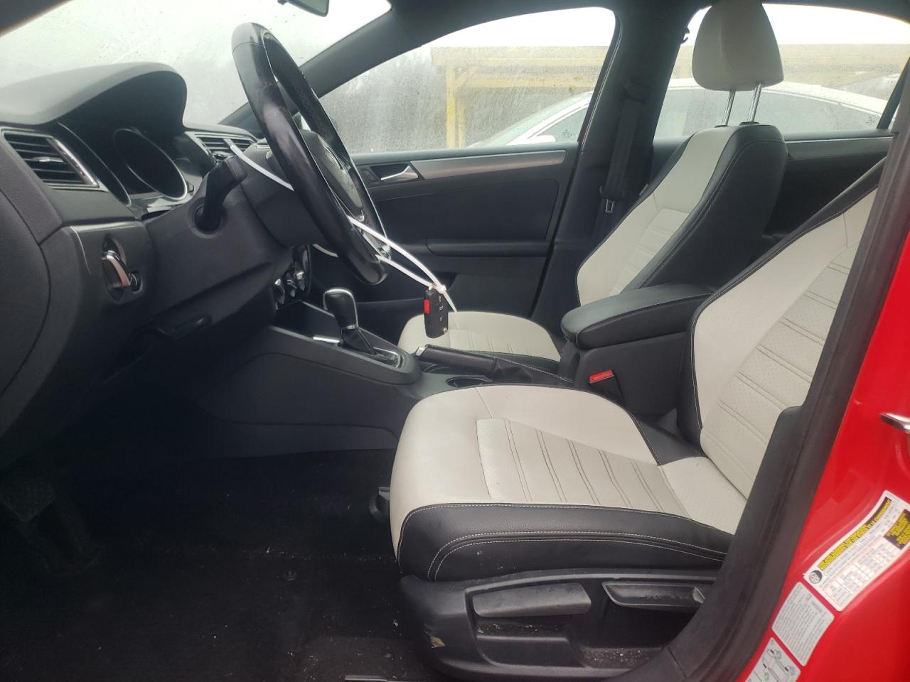 2016 Volkswagen Jetta - Image 7