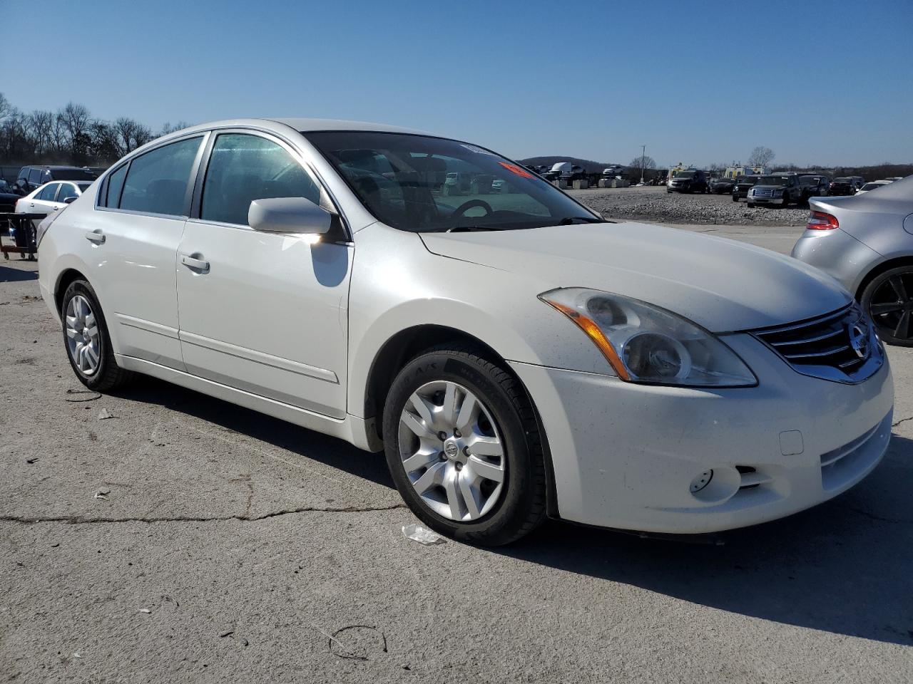 2012 Nissan Altima - Image 4