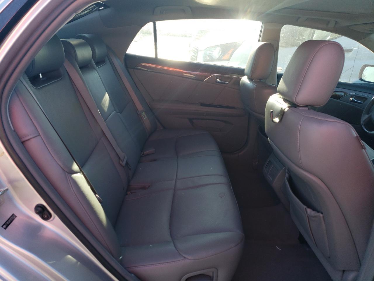 2009 Toyota Avalon - Image 10
