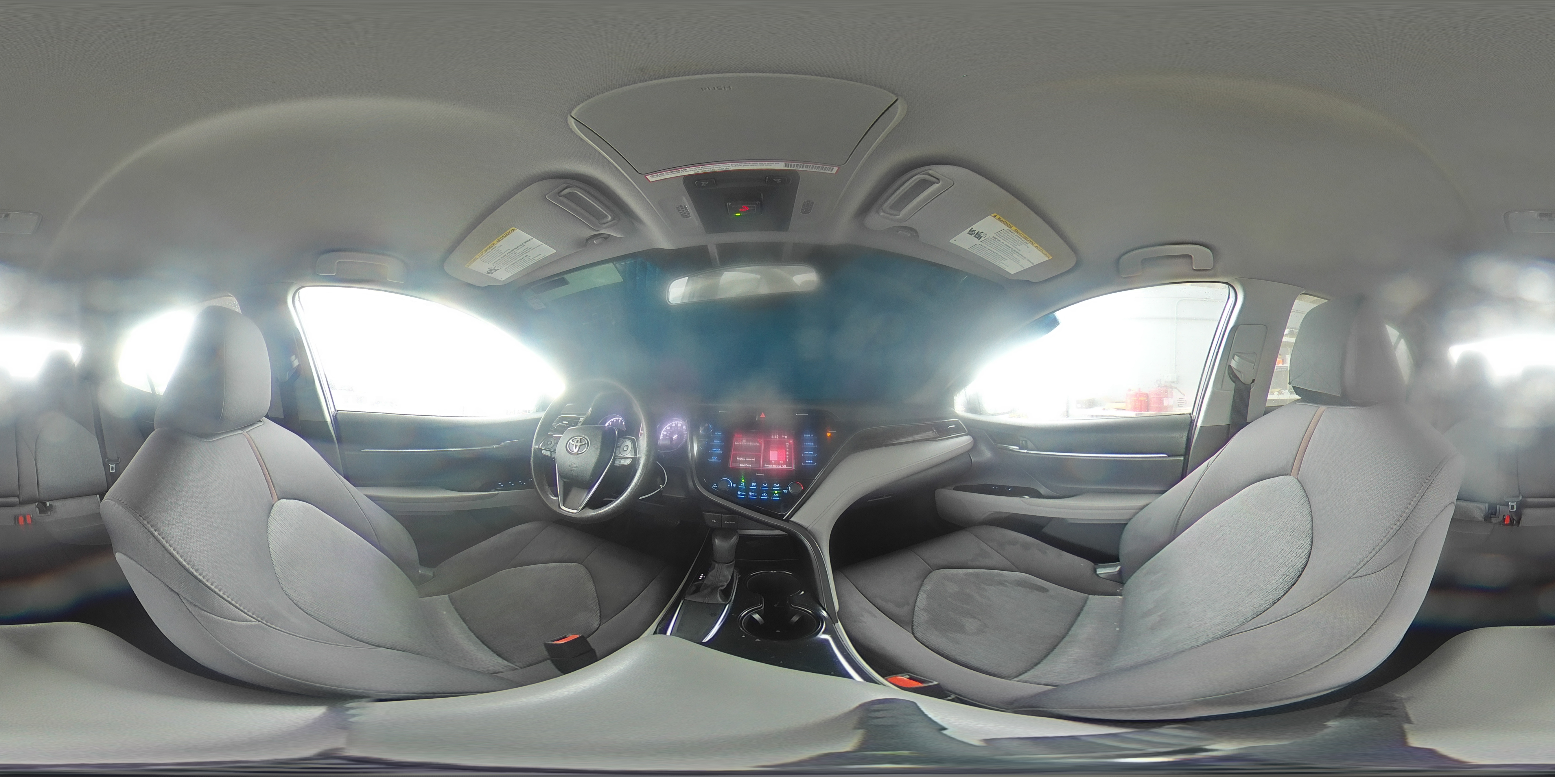 2020 Toyota Camry - Image 14