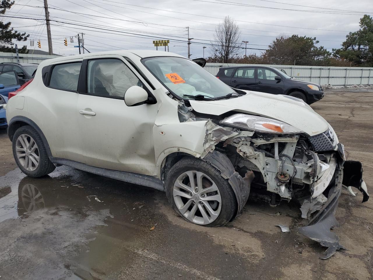 2011 Nissan Juke - Image 4