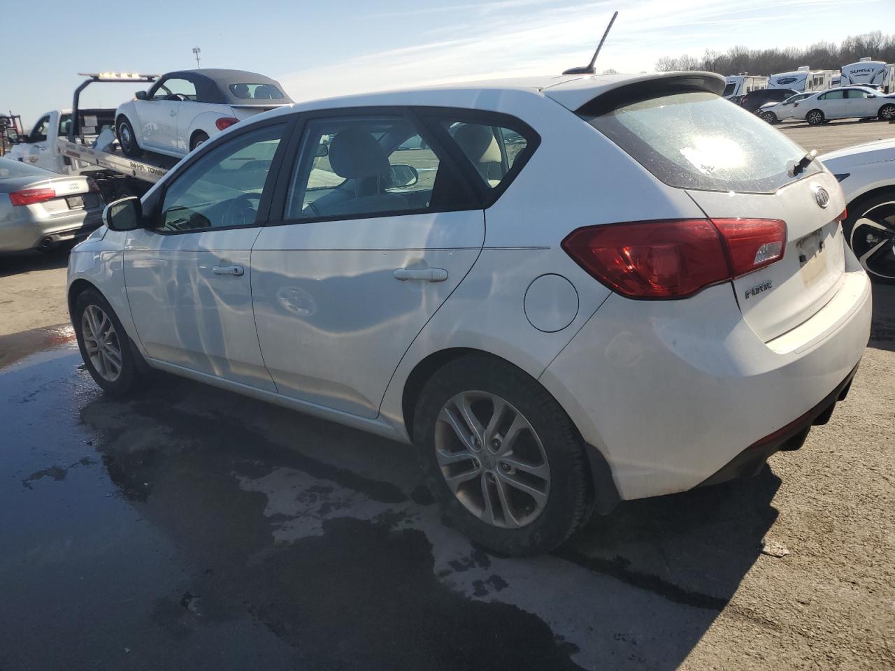2012 Kia Forte - Image 2