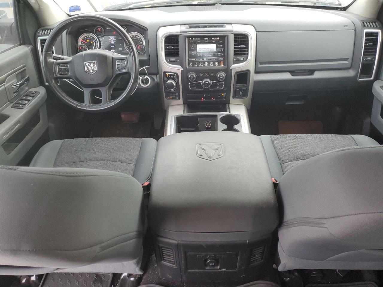 2015 RAM 1500 - Image 8