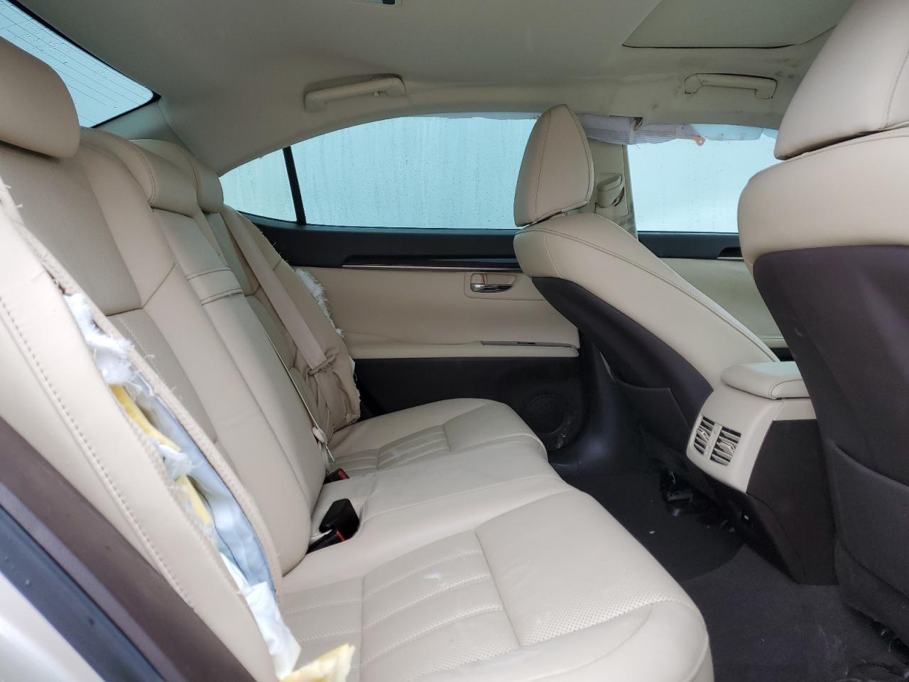 2018 Lexus ES - Image 10
