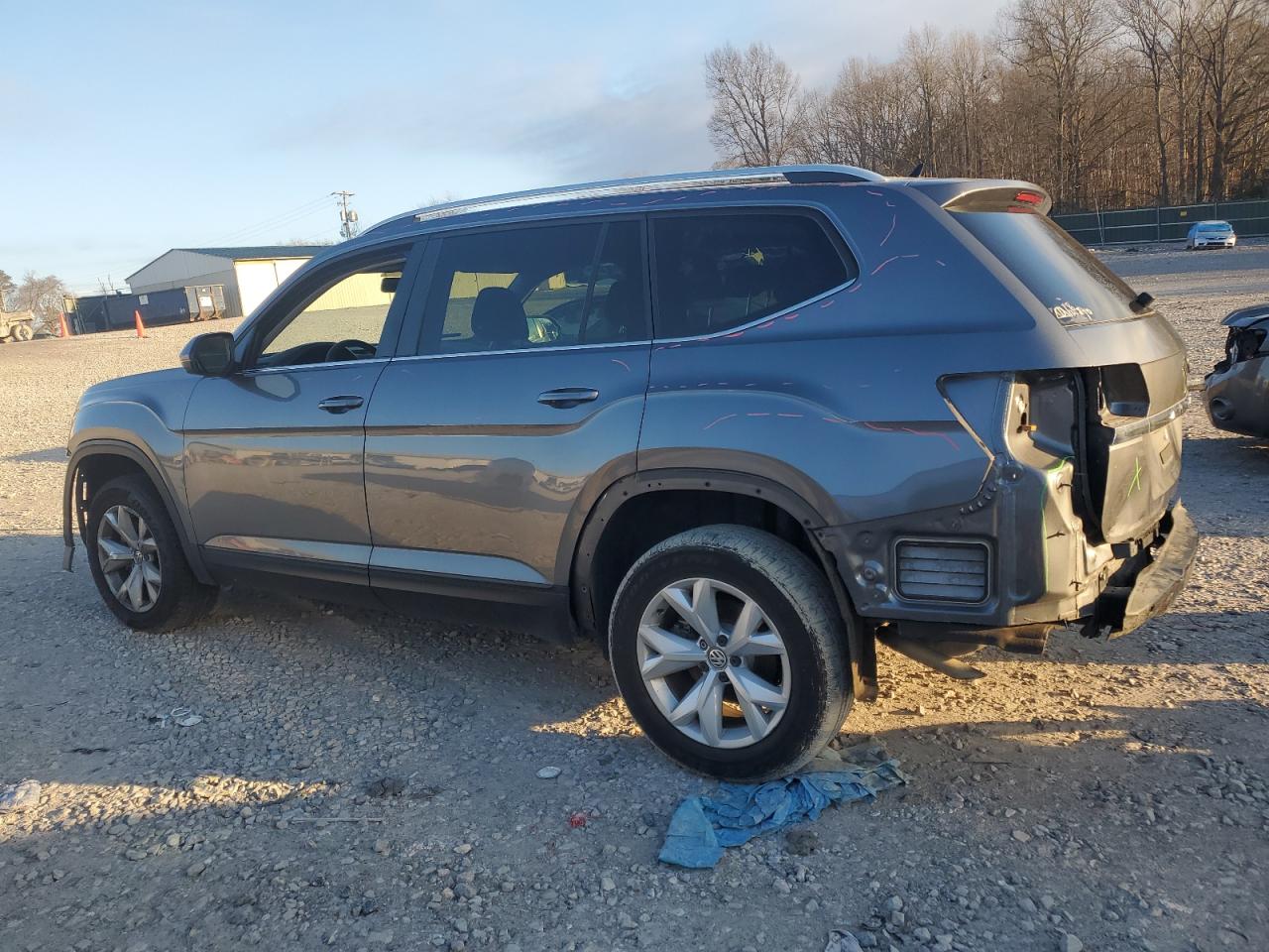 2018 Volkswagen Atlas - Image 2