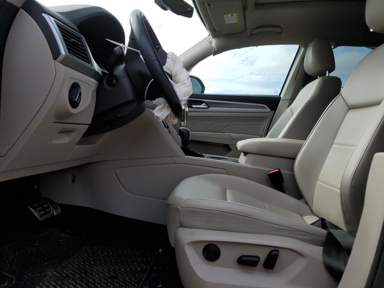 2021 Volkswagen Atlas - Image 7