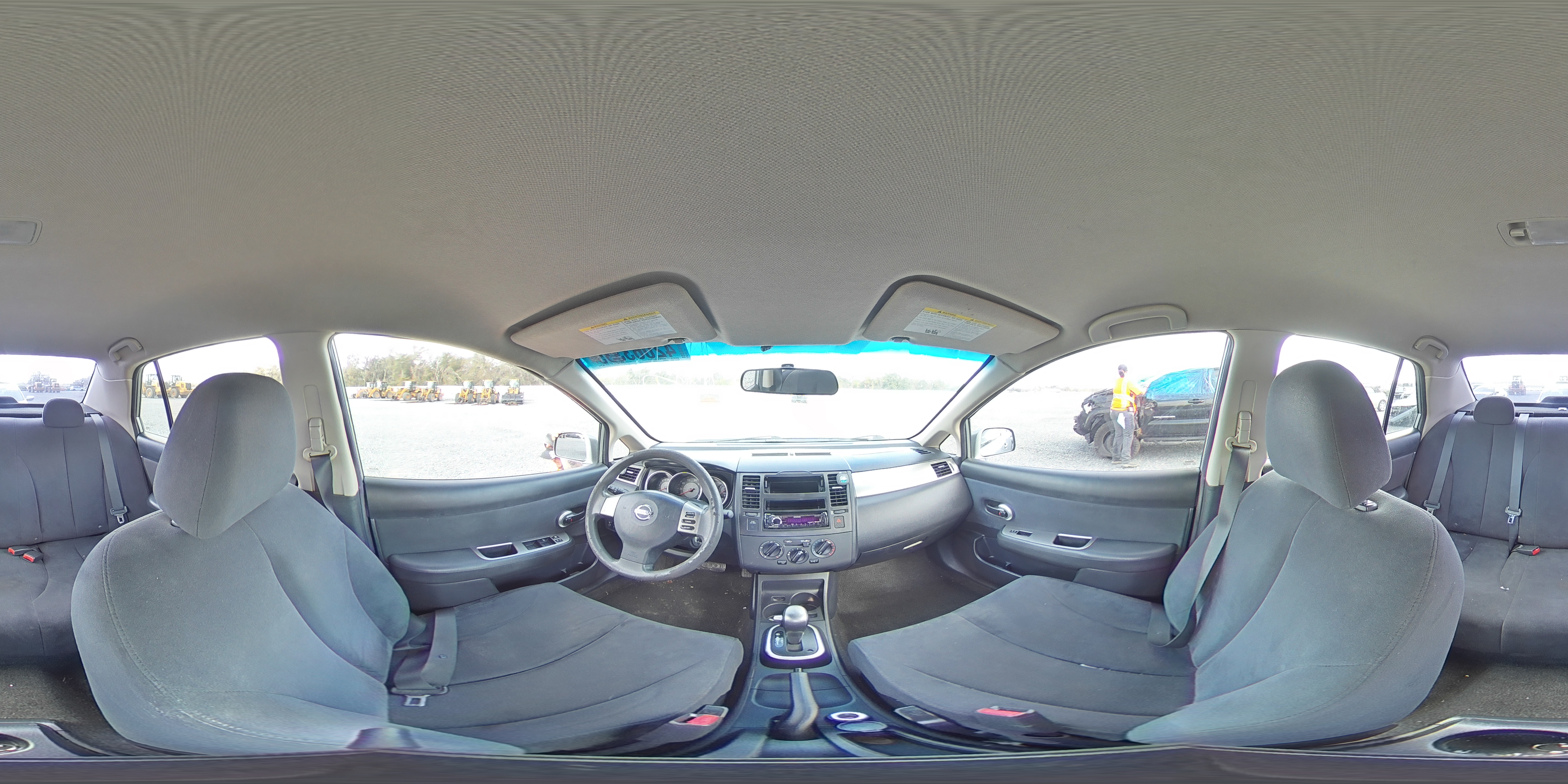 2008 Nissan Versa - Image 12