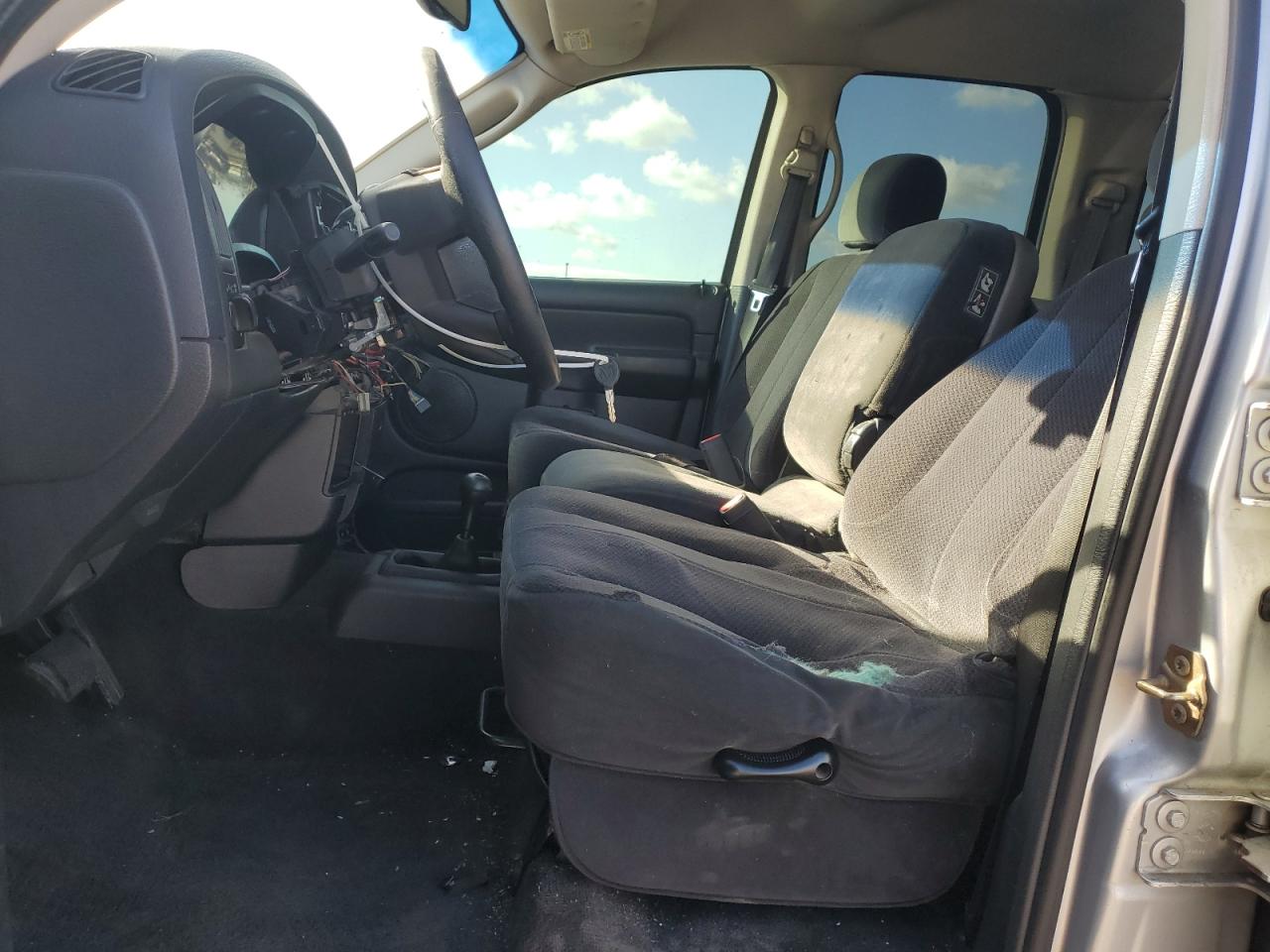 2003 Dodge RAM - Image 7