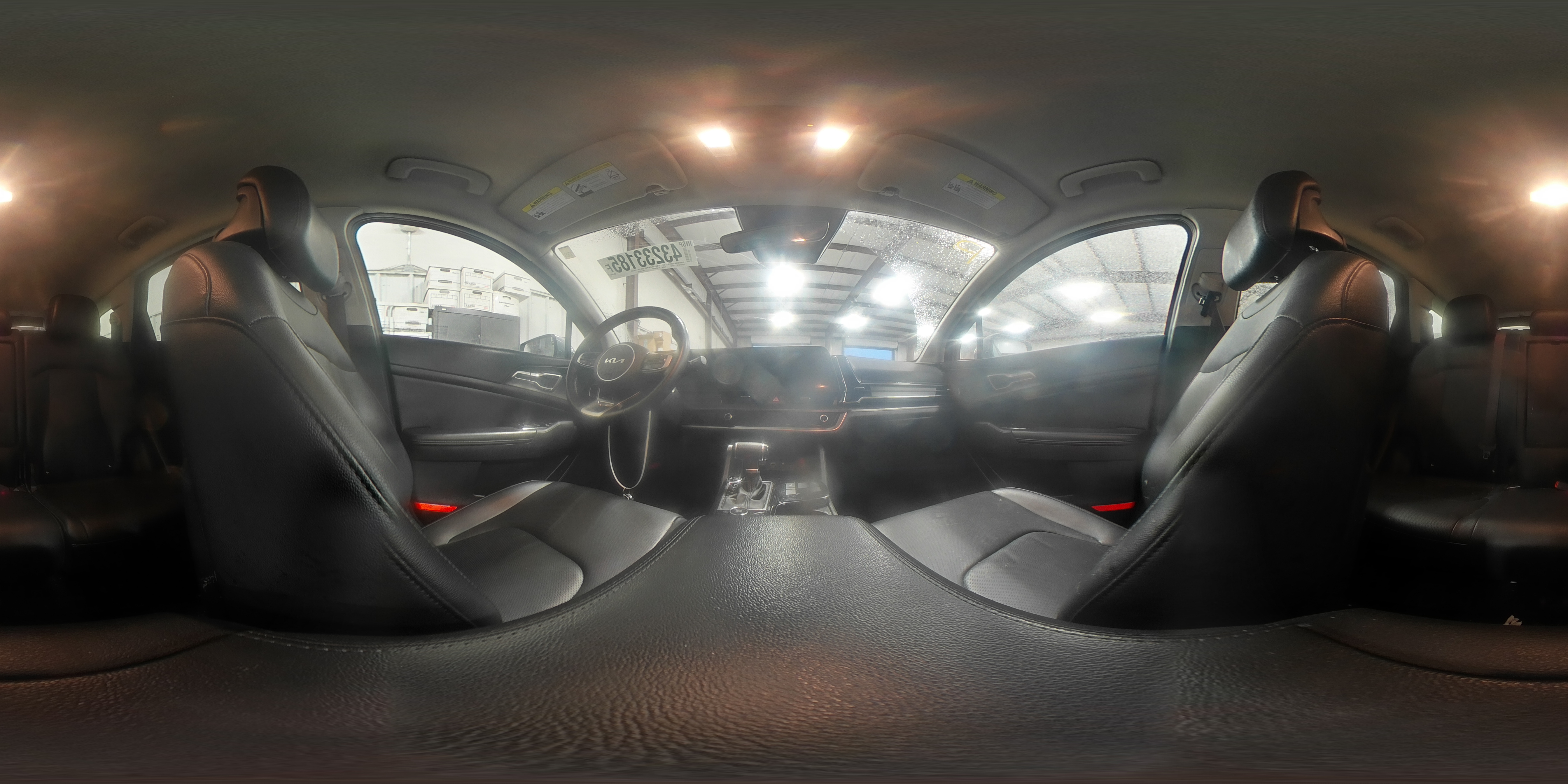 2023 Kia Sportage - Image 13