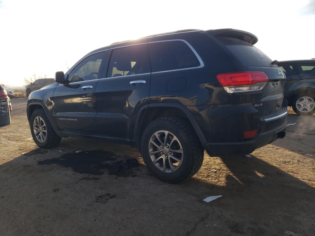 2015 Jeep Grand Cherokee - Image 2