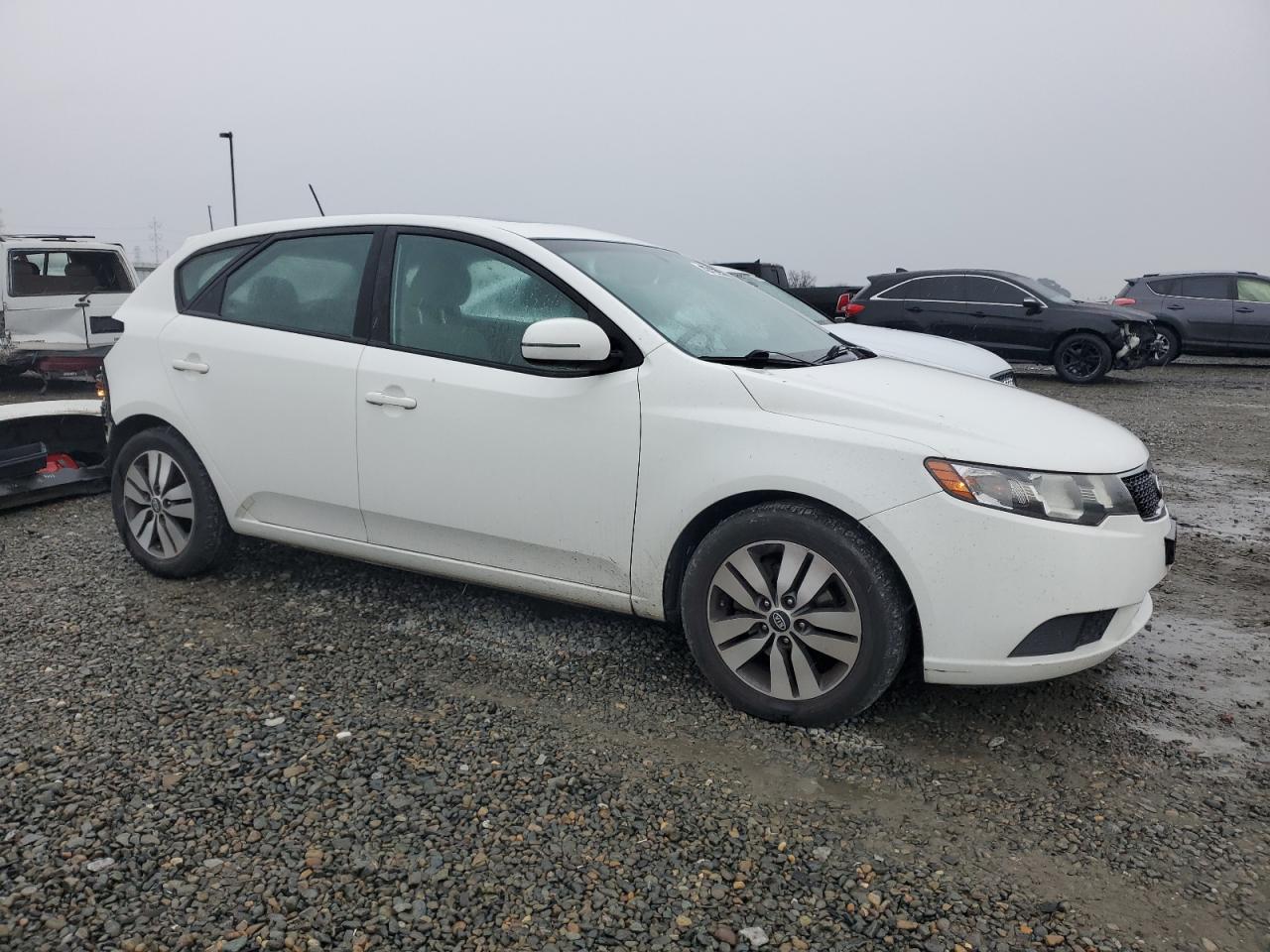 2013 Kia Forte - Image 4