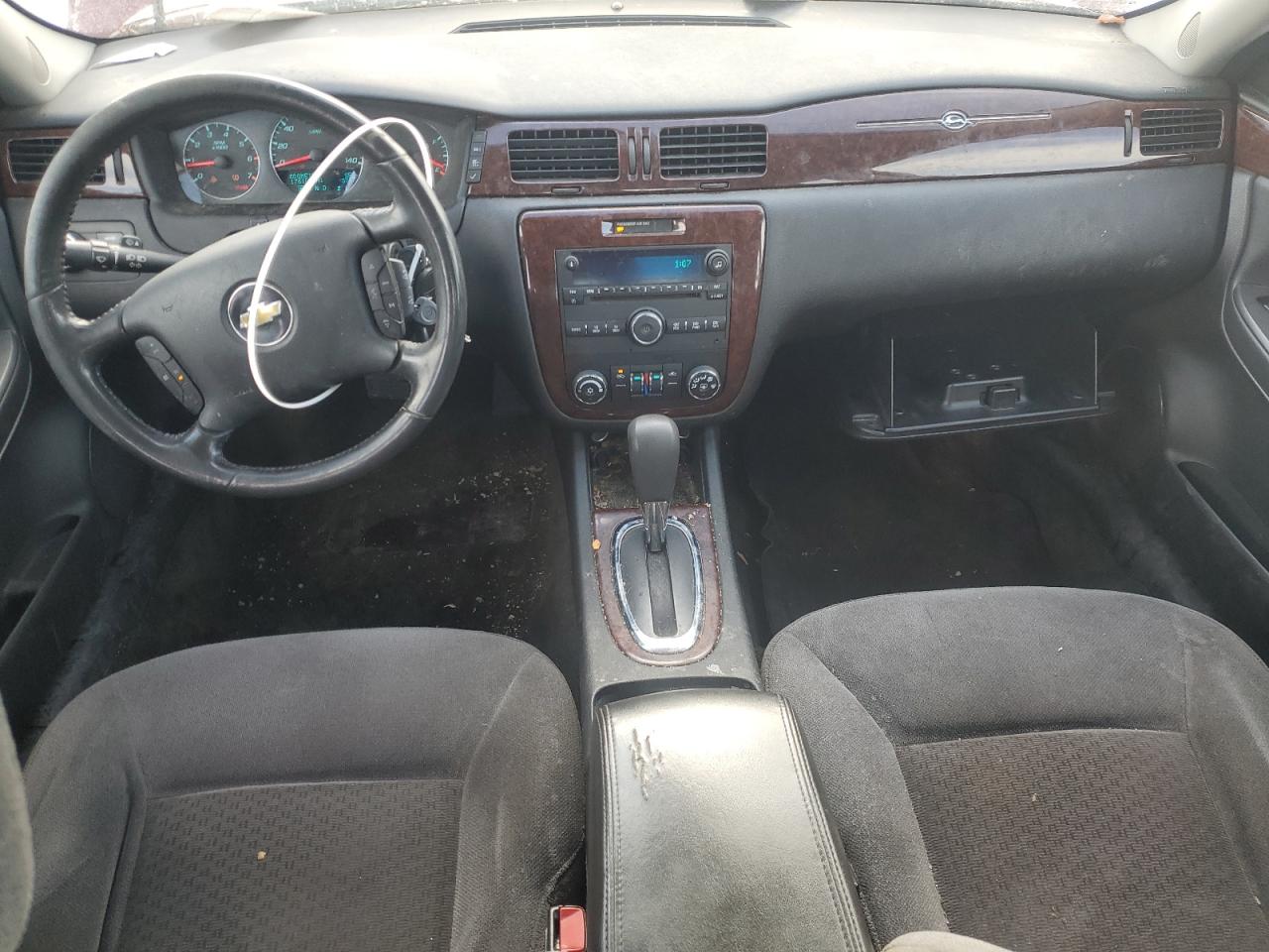 2011 Chevrolet Impala - Image 8