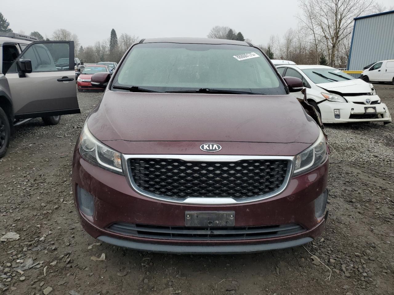 2017 Kia Sedona - Image 5