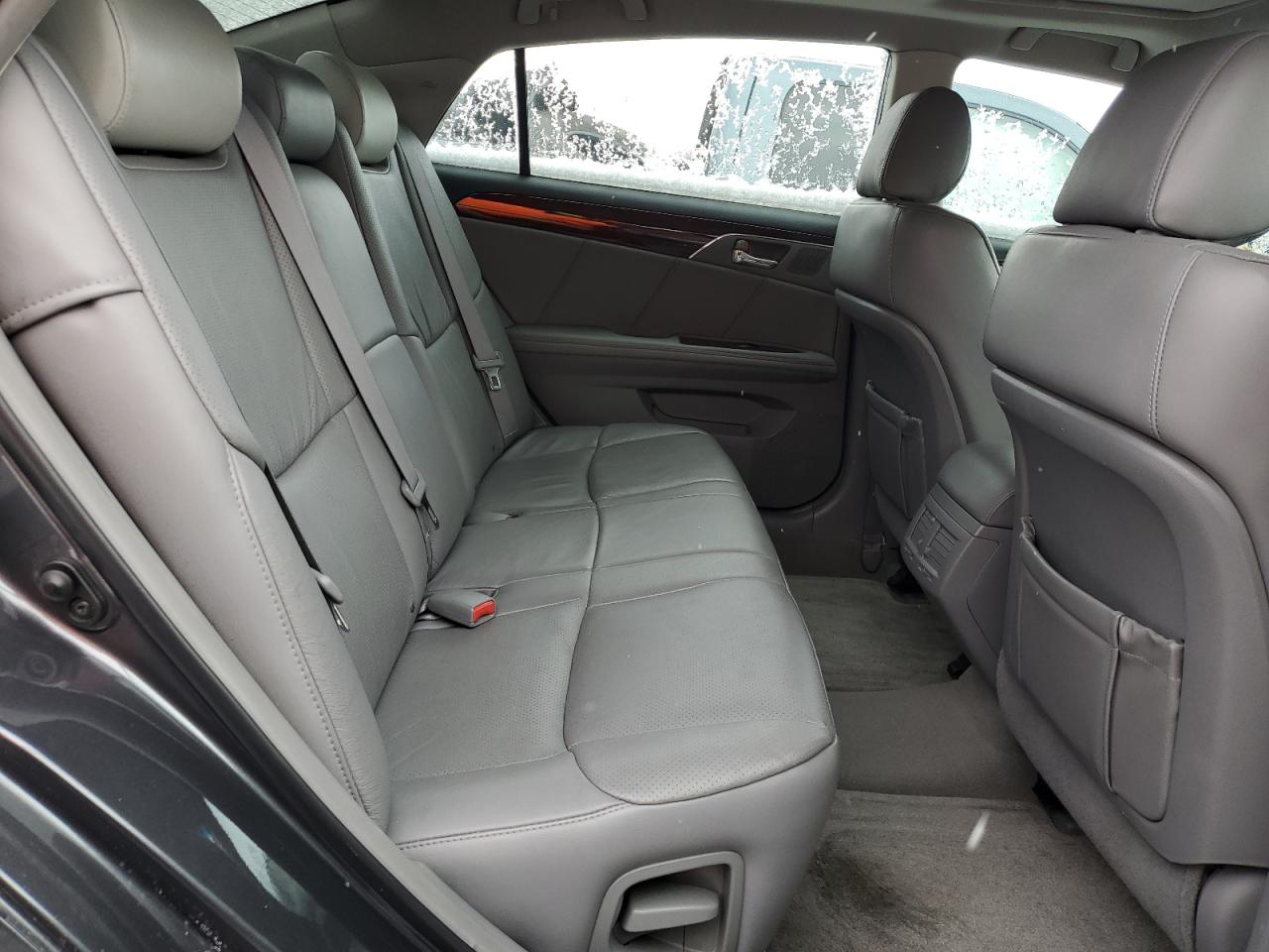 2008 Toyota Avalon - Image 10