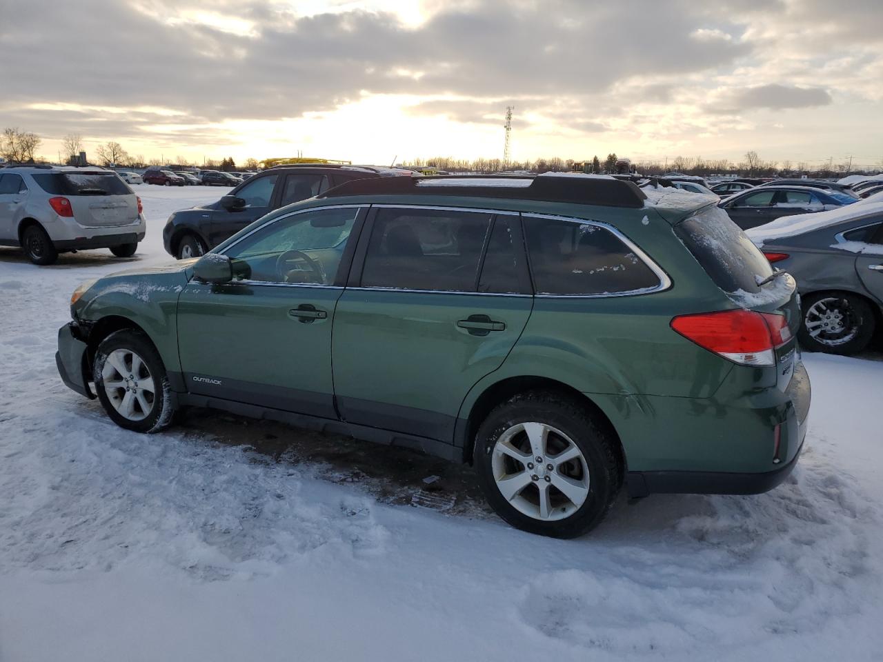 2013 Subaru Outback - Image 2