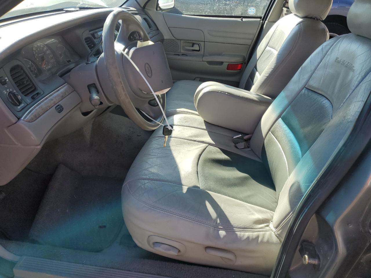 2000 Ford Crown Victoria - Image 7