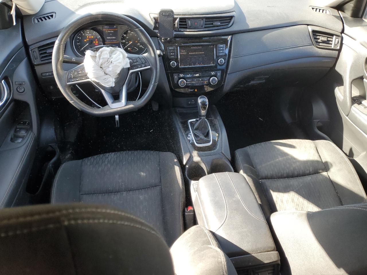 KNMAT2MT8KP530416 NISSAN ROGUE 2019