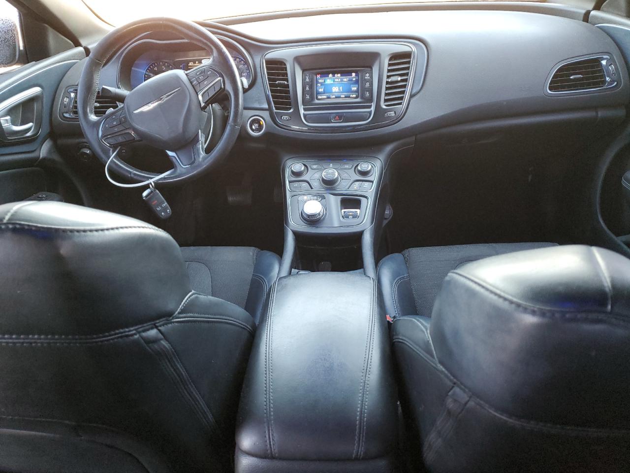 2015 Chrysler 200 - Image 8