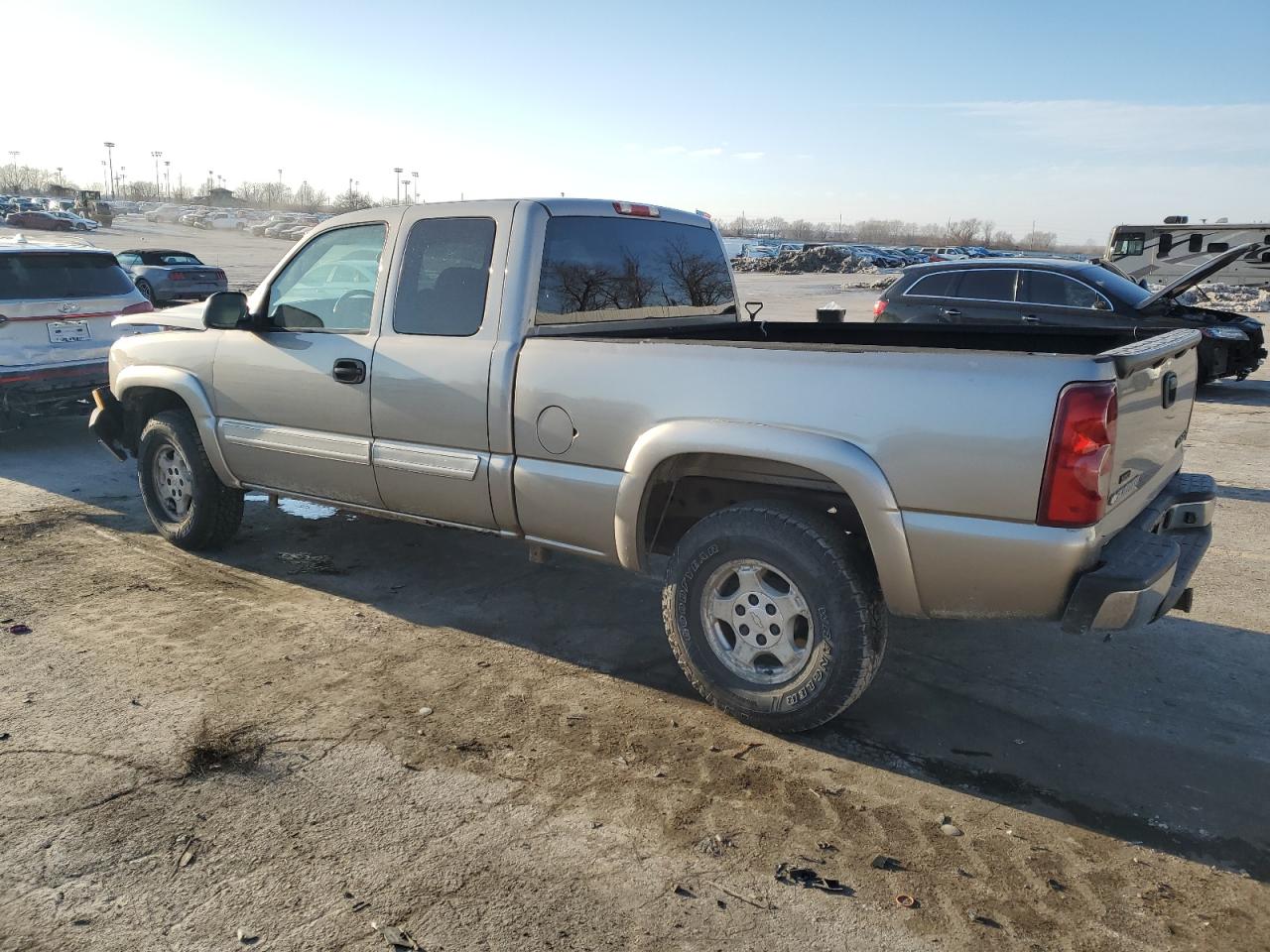 2003 Chevrolet Silverado - Image 2