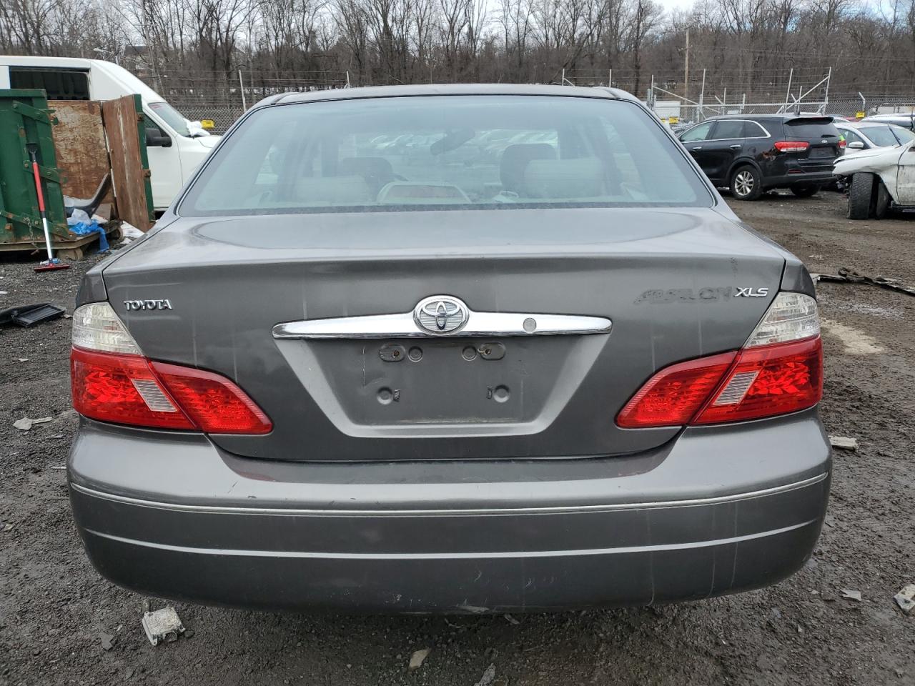 2004 Toyota Avalon - Image 6