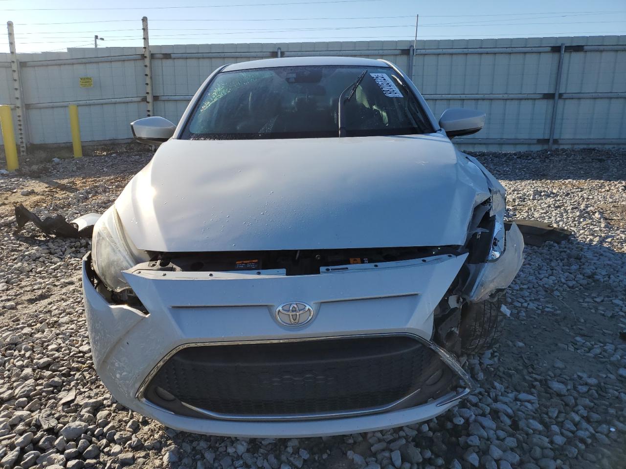 2019 Toyota Yaris - Image 5