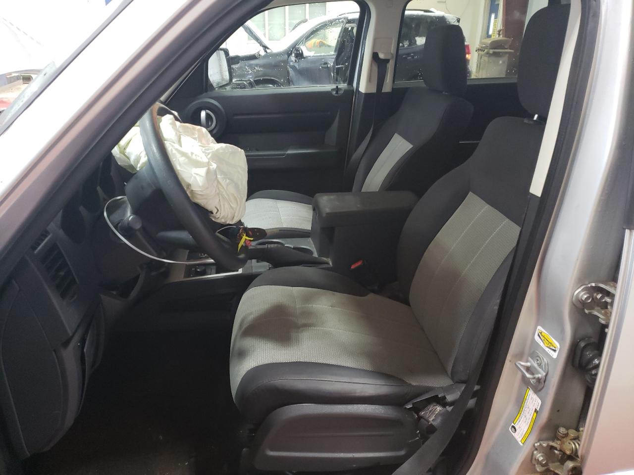 2008 Dodge Nitro Sxt VIN: 1D8GU28K88W105187 Lot: 42187475