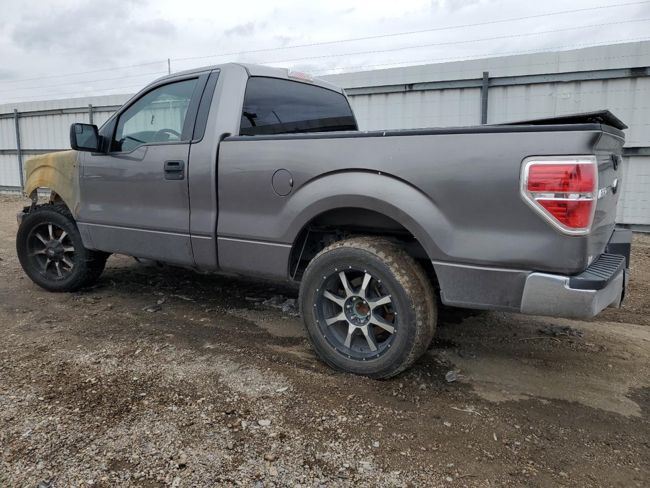 2013 Ford F-150 - Image 2