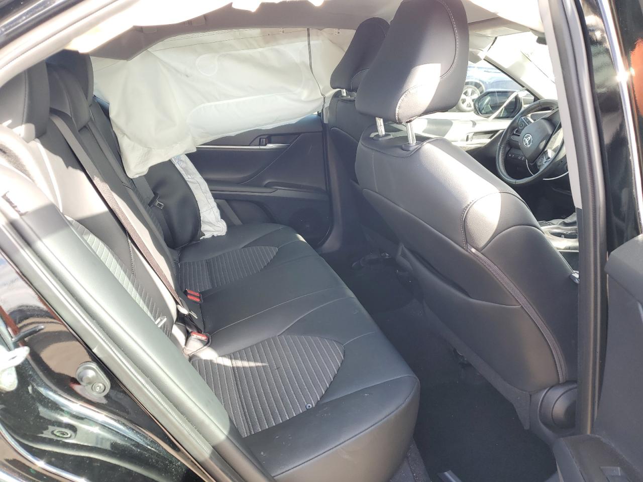 2023 Toyota Camry - Image 10
