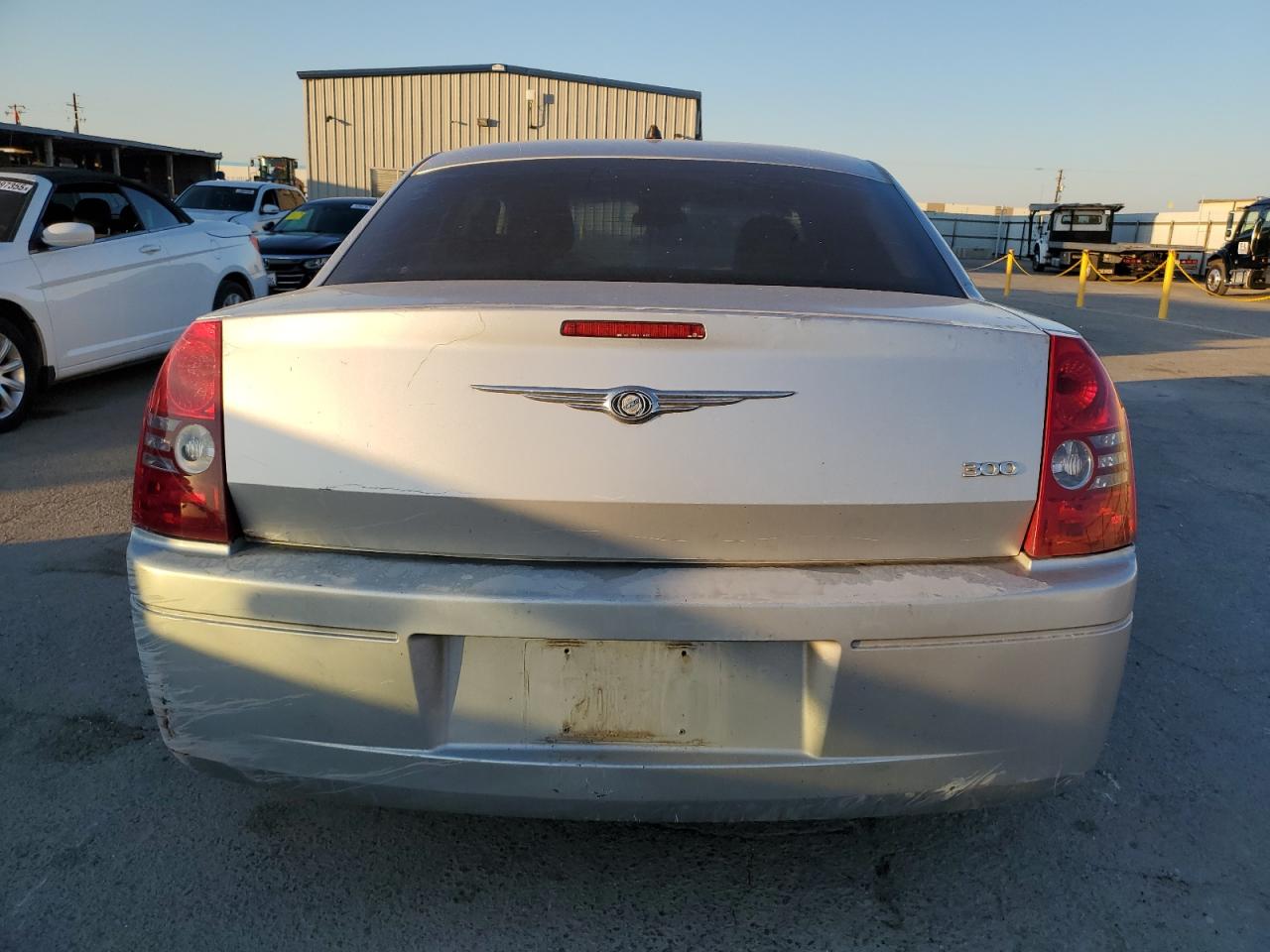 2008 Chrysler 300 - Image 6
