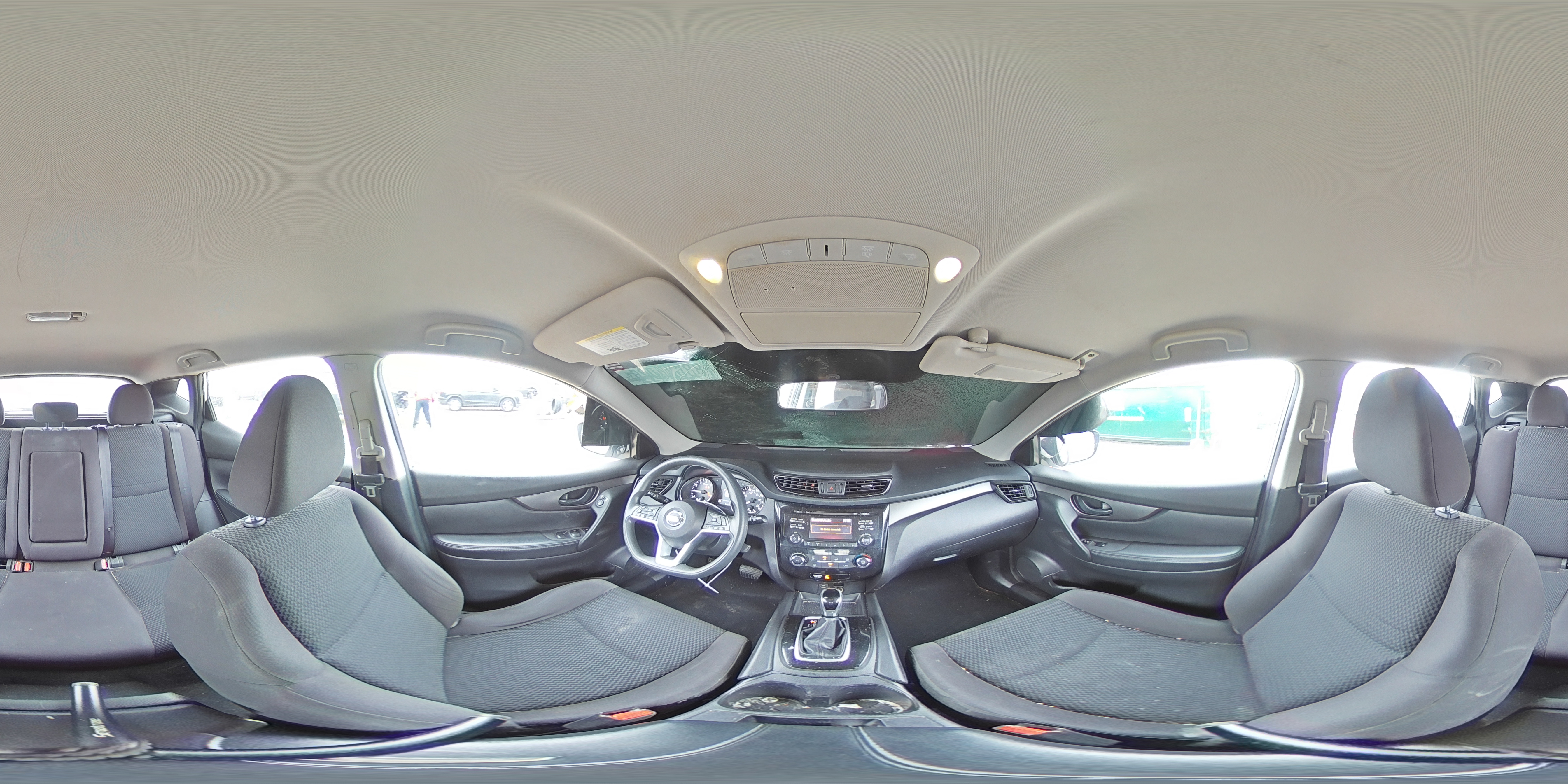 2017 Nissan Rogue - Image 14