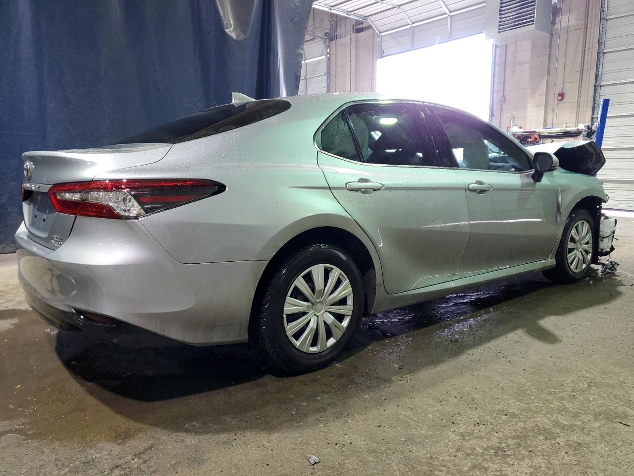 2022 Toyota Camry - Image 3