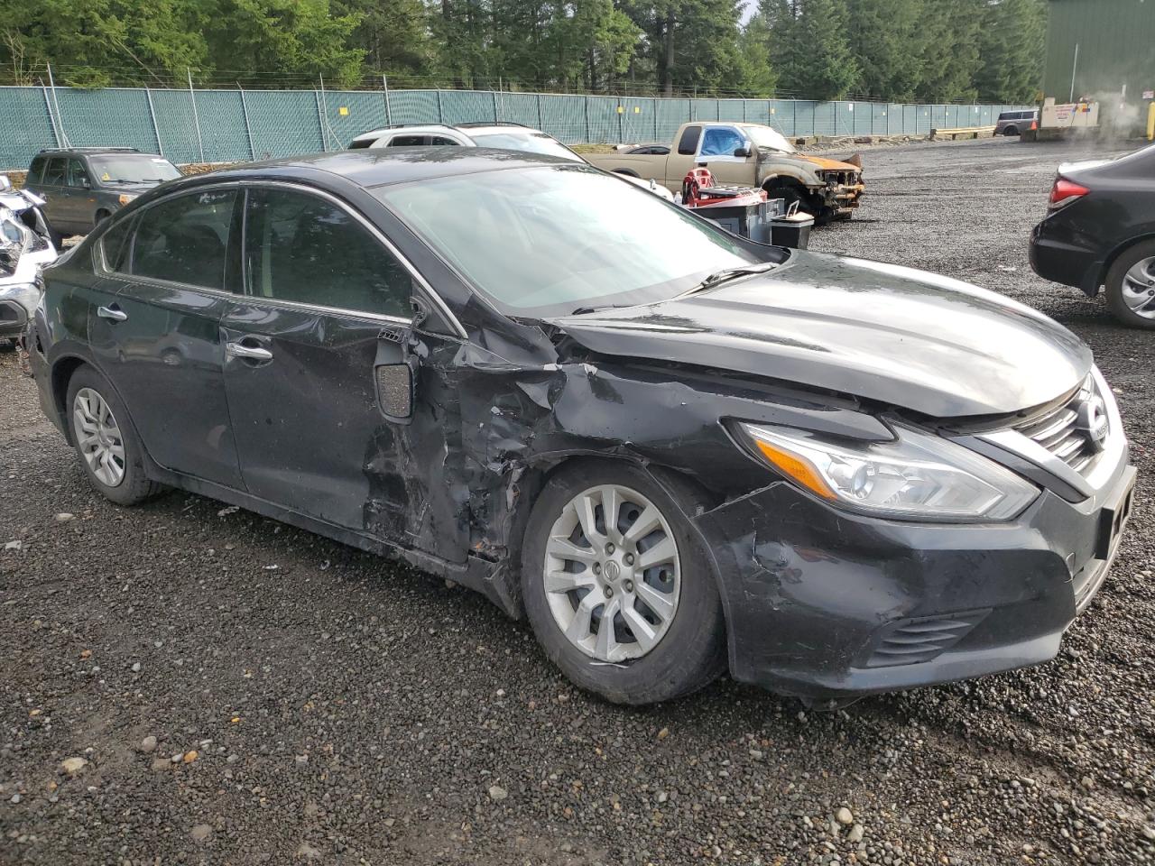 VIN 1N4AL3AP8HC221905 2017 NISSAN ALTIMA no.4