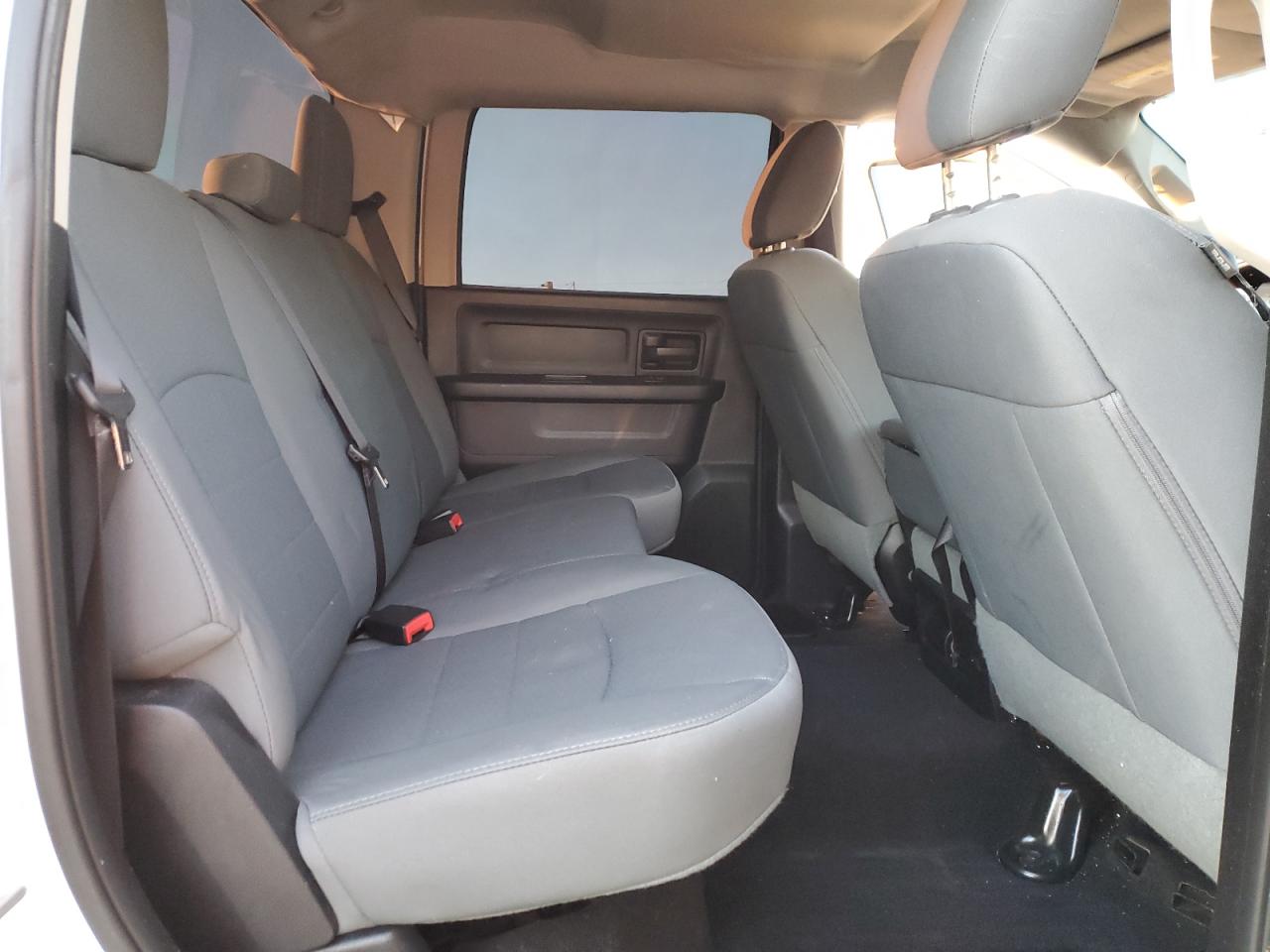 2016 RAM 1500 - Image 11