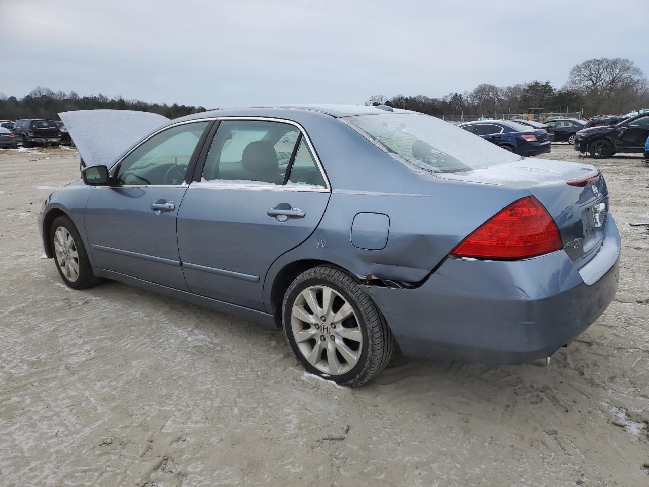 2007 Honda Accord - Image 2