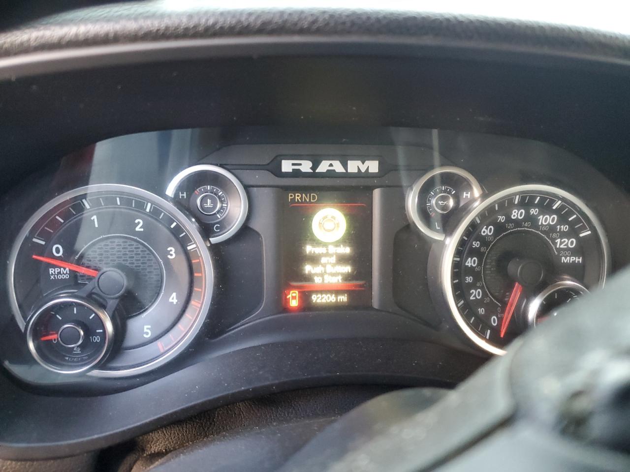 2019 RAM 2500 - Image 9