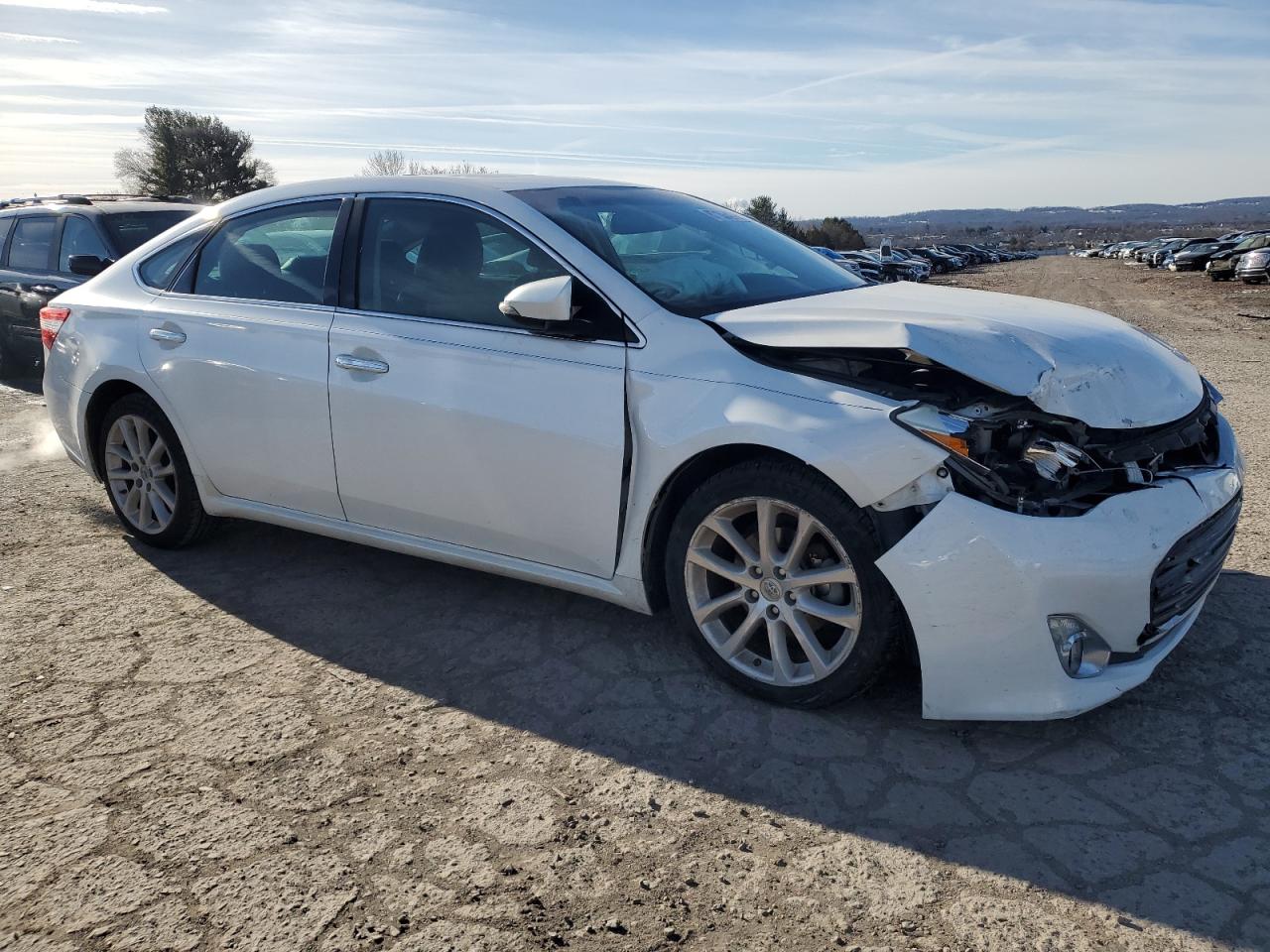 VIN 4T1BK1EB2DU070158 2013 TOYOTA AVALON no.4