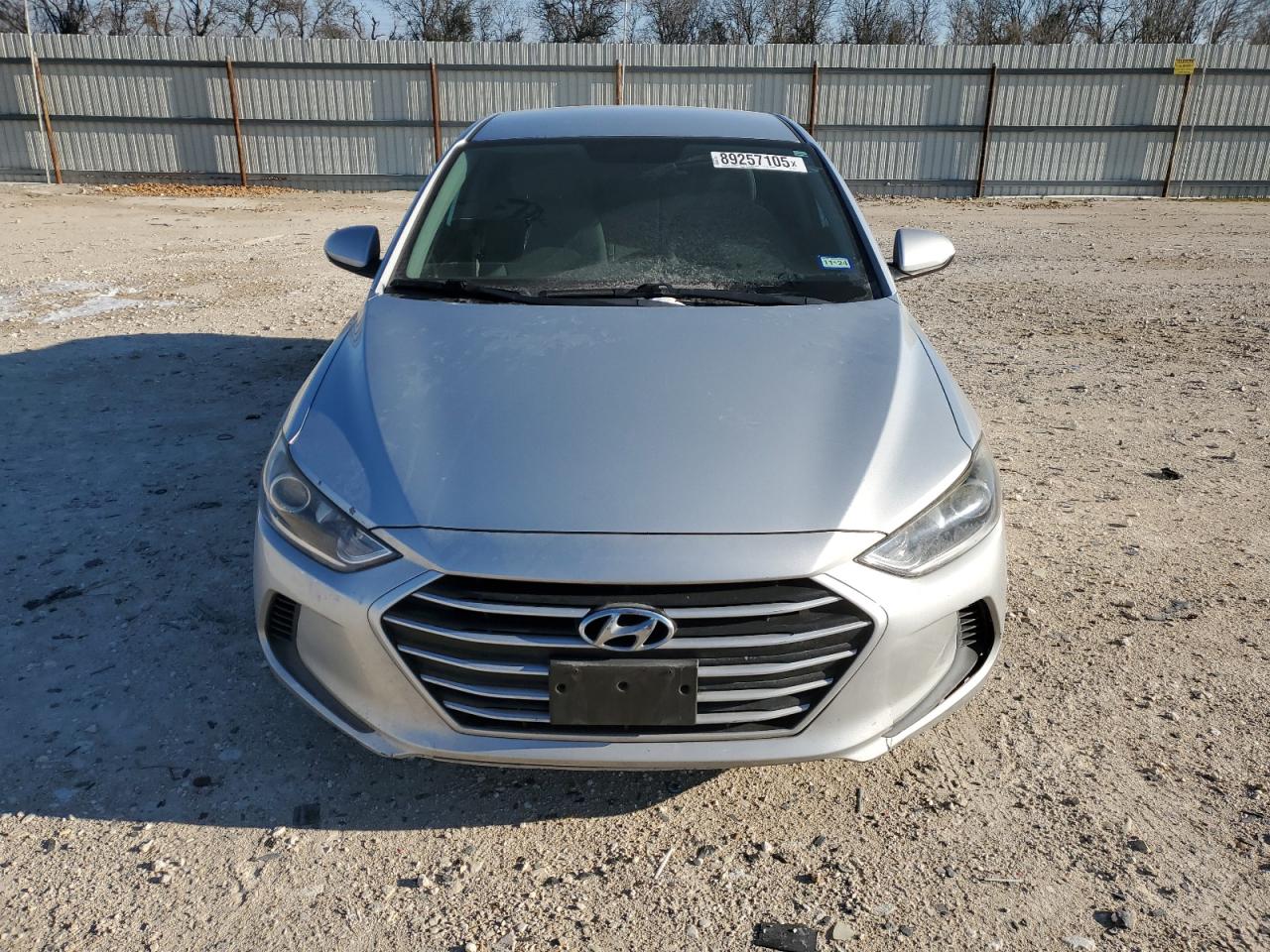 2018 Hyundai Elantra - Image 5