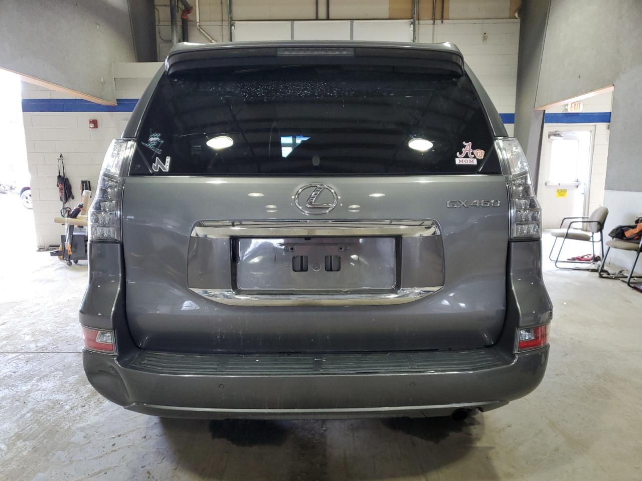 2014 Lexus GX - Image 6