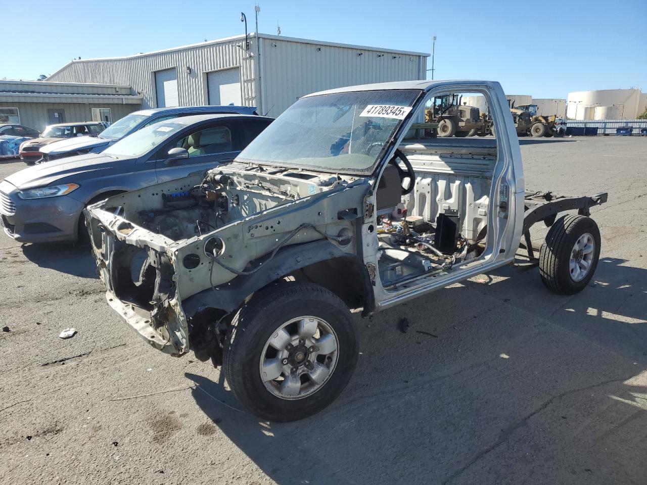 1997 Nissan Navara (Frontier) - Image 1