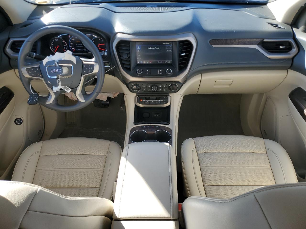 2021 GMC Acadia - Image 8
